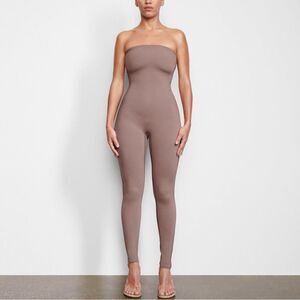 SKIMS All-In-One Strapless Onesie in Umber